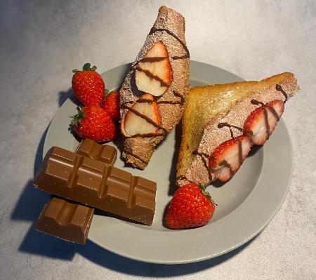 エントリーNo6:CHOCOTTOサンカク揚げパンサンド
