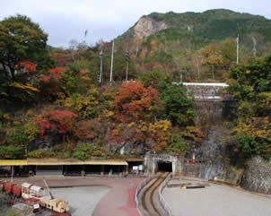 足尾銅山観光入り口を上から見た風景の写真