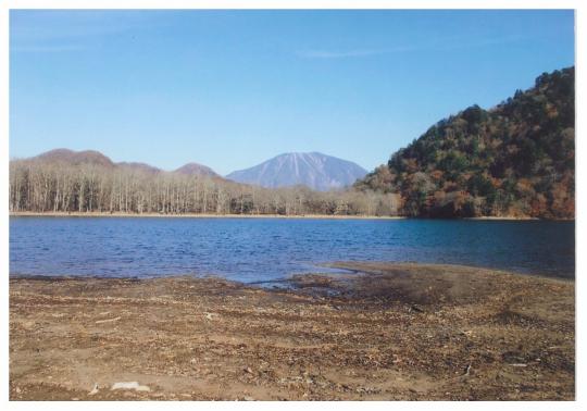 山、湖、大地の写真