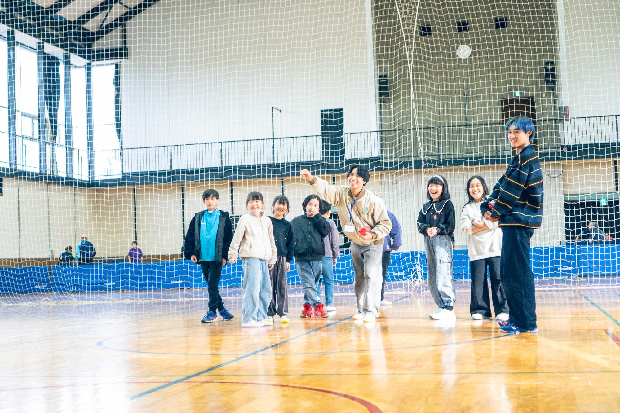 体育館でのレクリエーション