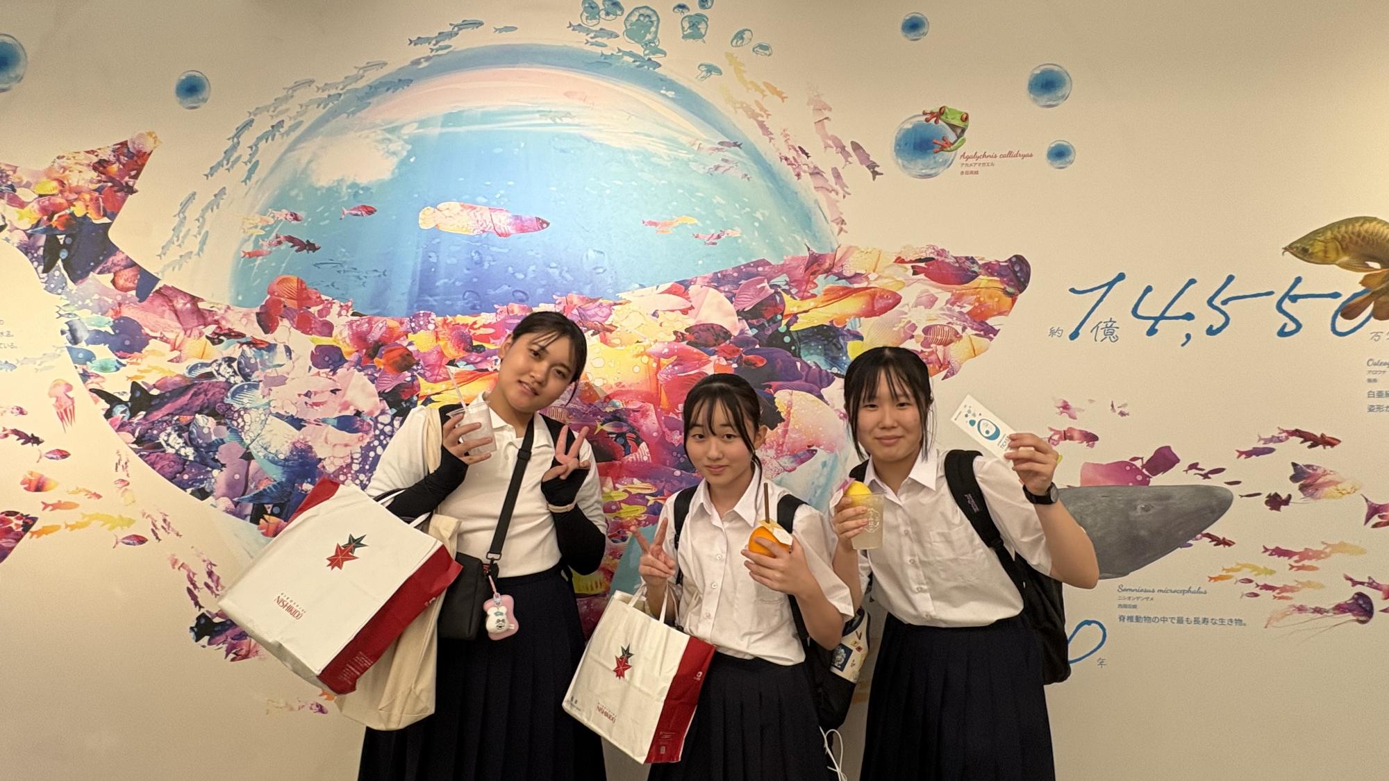 3班は広島もとまち水族館へ行きました