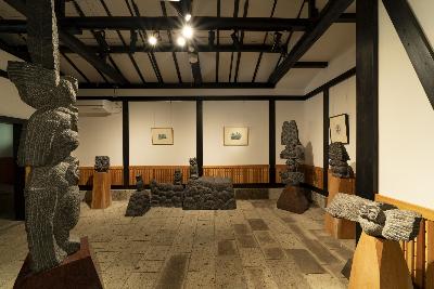 石彫館の展示物です